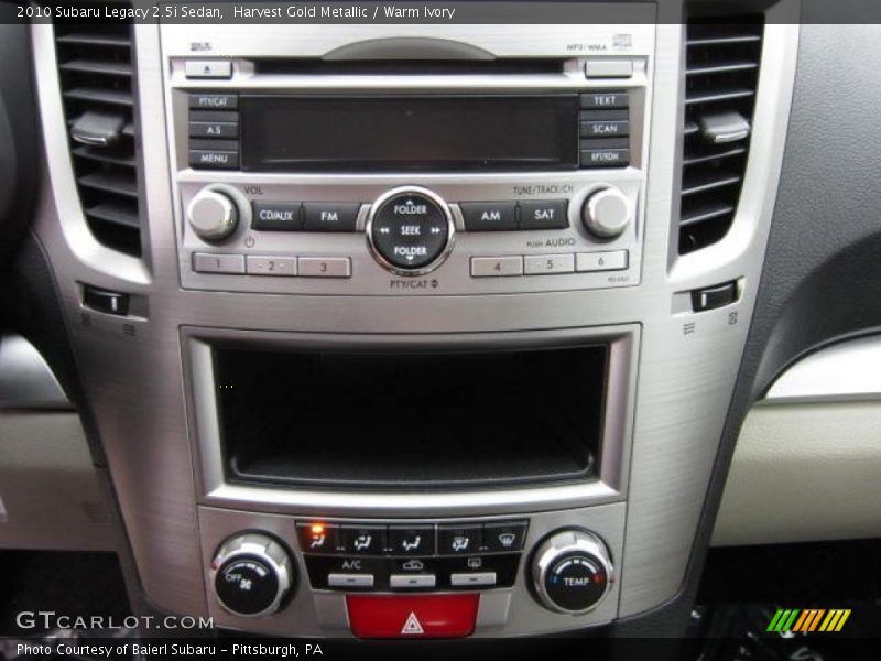 Harvest Gold Metallic / Warm Ivory 2010 Subaru Legacy 2.5i Sedan