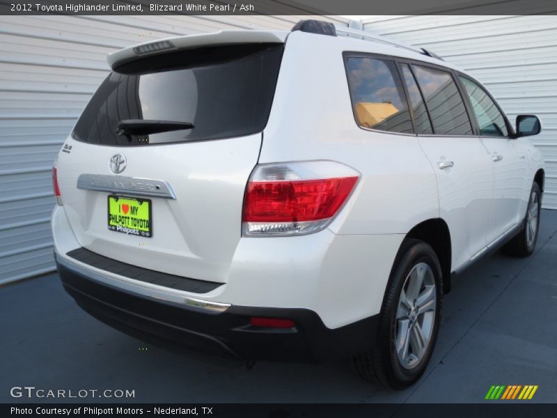 Blizzard White Pearl / Ash 2012 Toyota Highlander Limited