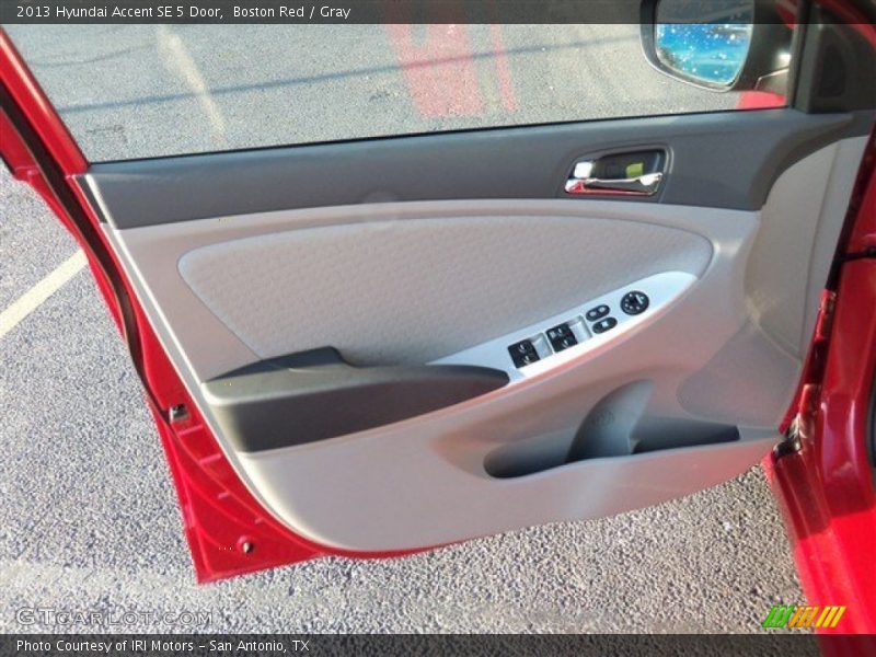 Boston Red / Gray 2013 Hyundai Accent SE 5 Door
