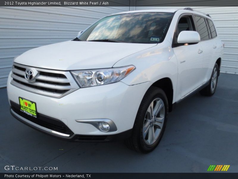 Blizzard White Pearl / Ash 2012 Toyota Highlander Limited
