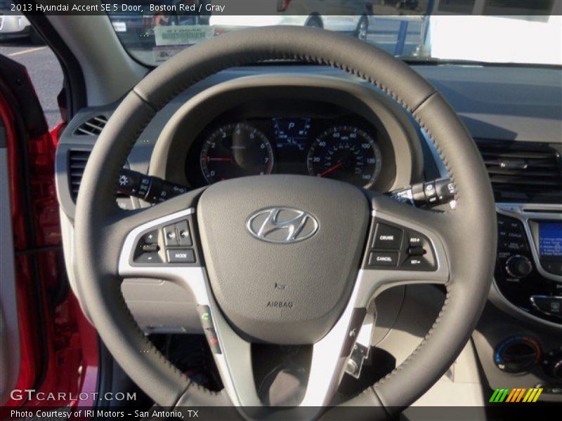 Boston Red / Gray 2013 Hyundai Accent SE 5 Door