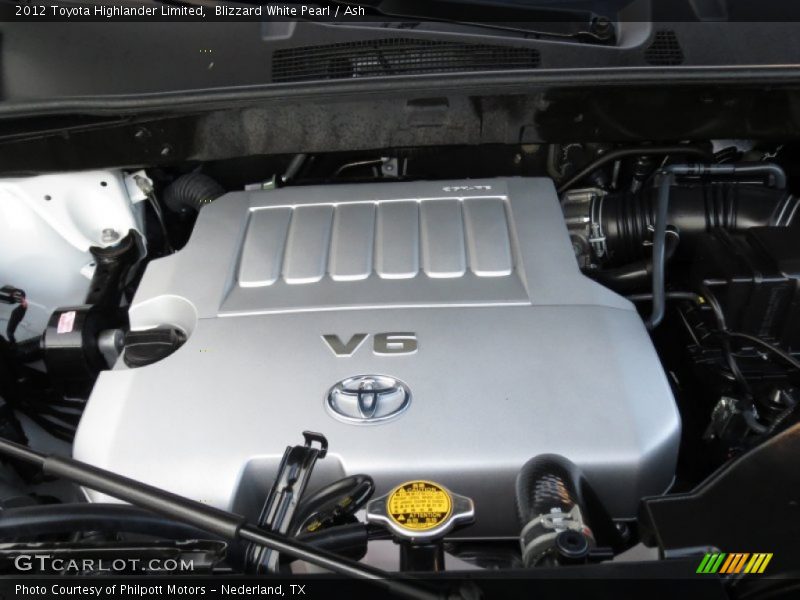 Blizzard White Pearl / Ash 2012 Toyota Highlander Limited