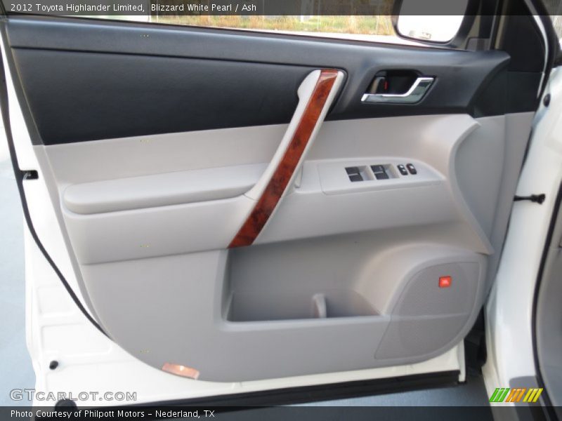 Blizzard White Pearl / Ash 2012 Toyota Highlander Limited