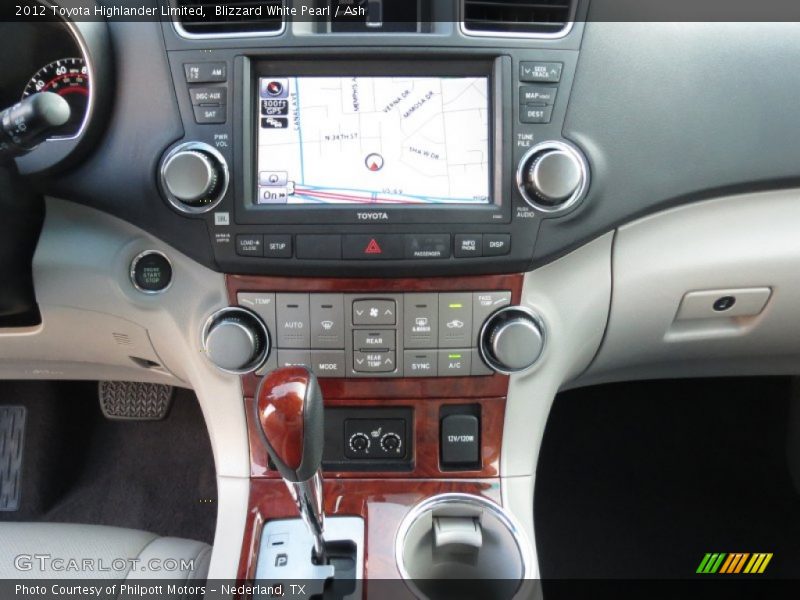 Blizzard White Pearl / Ash 2012 Toyota Highlander Limited