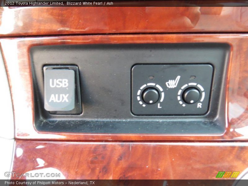 Blizzard White Pearl / Ash 2012 Toyota Highlander Limited