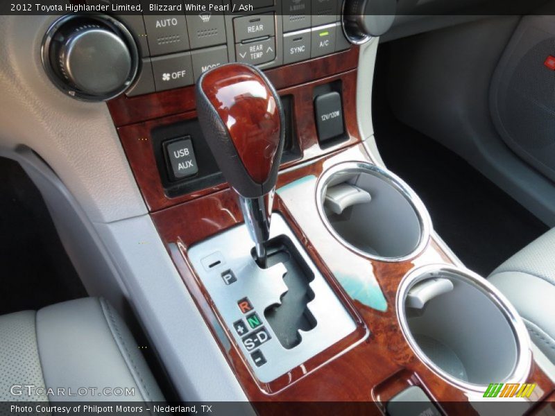 Blizzard White Pearl / Ash 2012 Toyota Highlander Limited