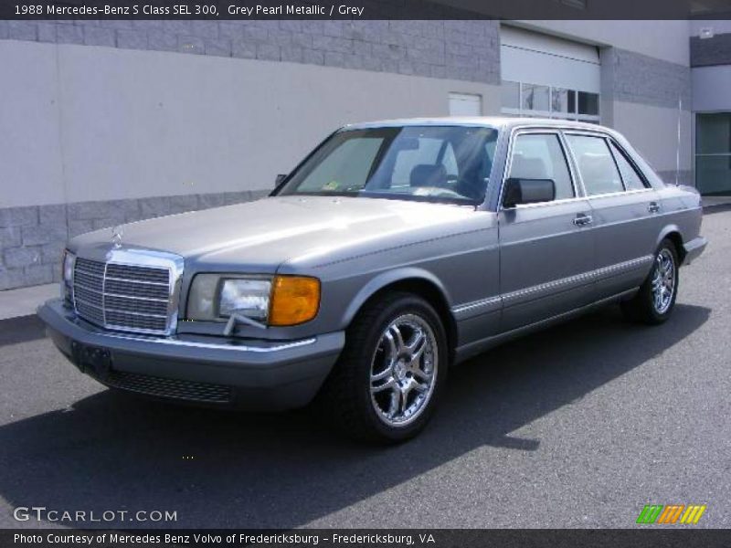 Grey Pearl Metallic / Grey 1988 Mercedes-Benz S Class SEL 300