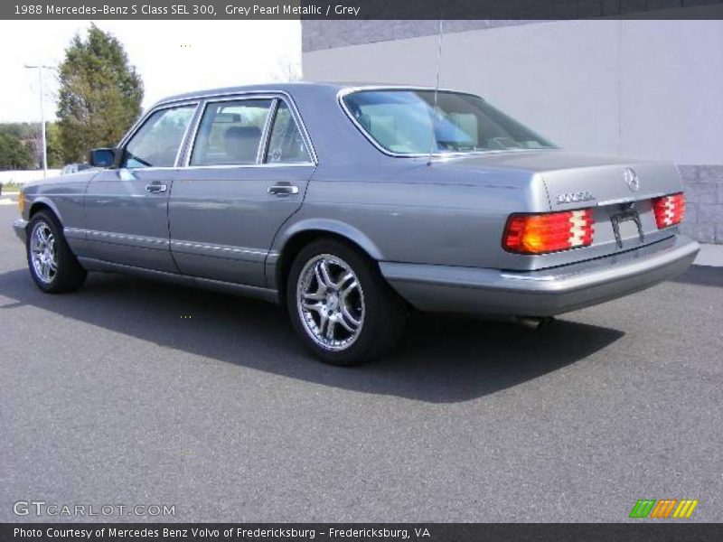 Grey Pearl Metallic / Grey 1988 Mercedes-Benz S Class SEL 300