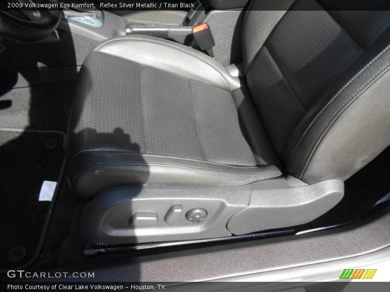 Reflex Silver Metallic / Titan Black 2009 Volkswagen Eos Komfort