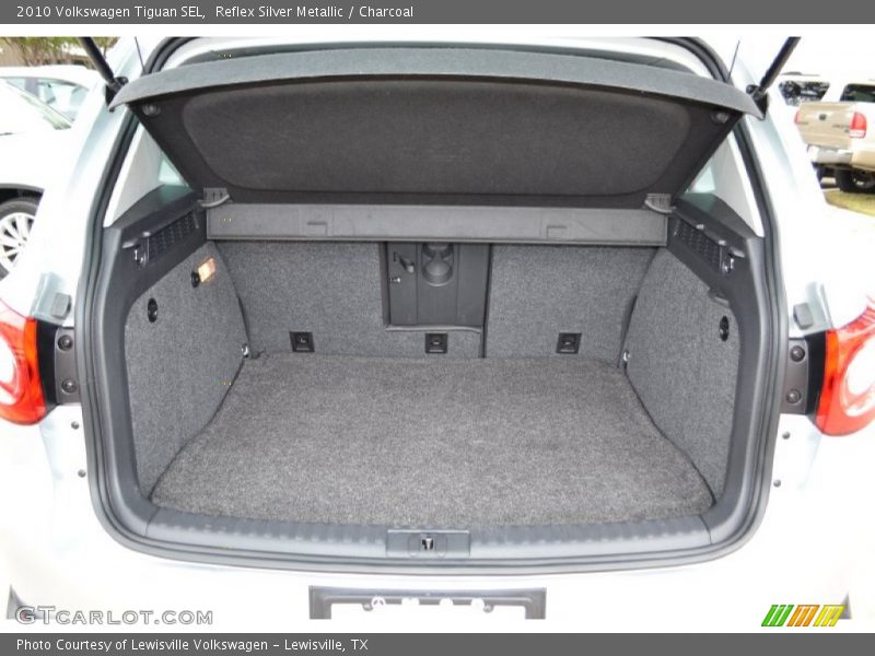 Reflex Silver Metallic / Charcoal 2010 Volkswagen Tiguan SEL