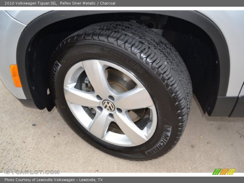 Reflex Silver Metallic / Charcoal 2010 Volkswagen Tiguan SEL