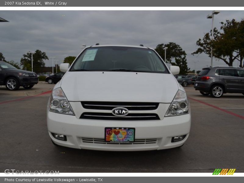 White / Gray 2007 Kia Sedona EX