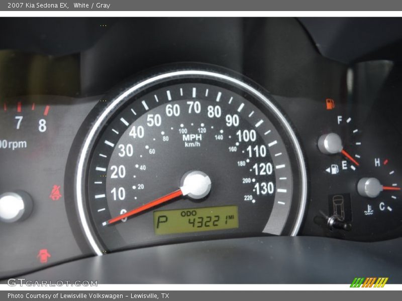 White / Gray 2007 Kia Sedona EX