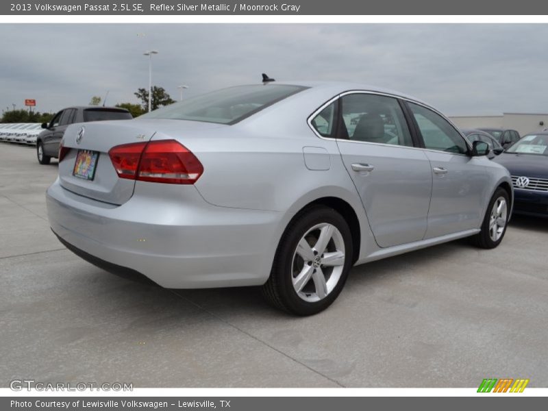 Reflex Silver Metallic / Moonrock Gray 2013 Volkswagen Passat 2.5L SE