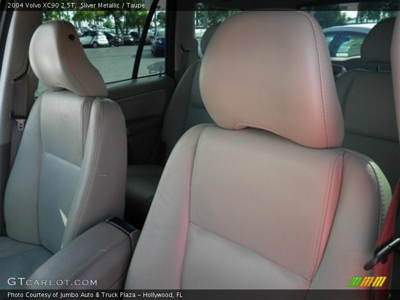 Silver Metallic / Taupe 2004 Volvo XC90 2.5T