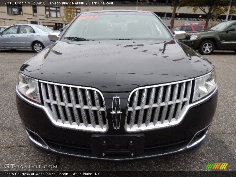 Tuxedo Black Metallic / Dark Charcoal 2011 Lincoln MKZ AWD