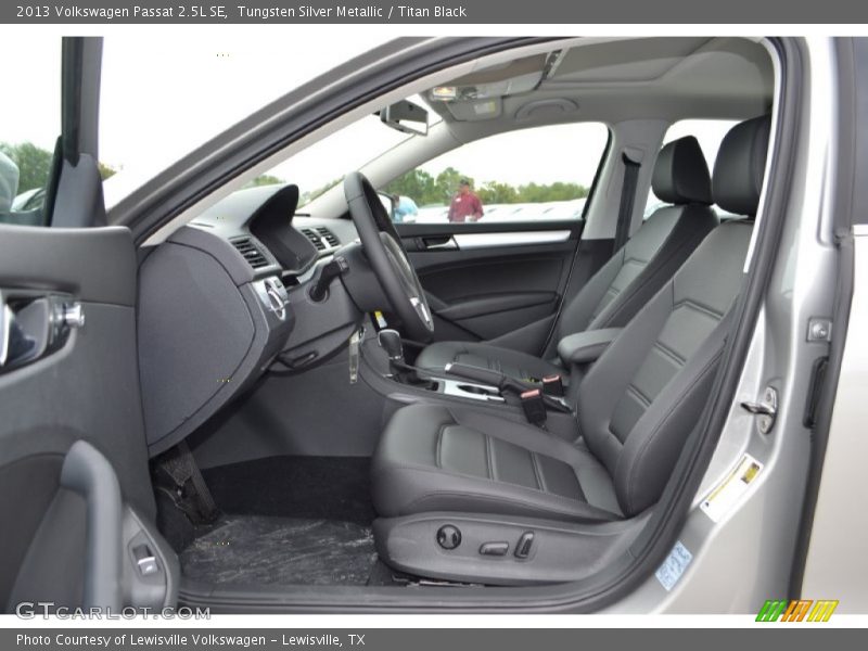 Tungsten Silver Metallic / Titan Black 2013 Volkswagen Passat 2.5L SE