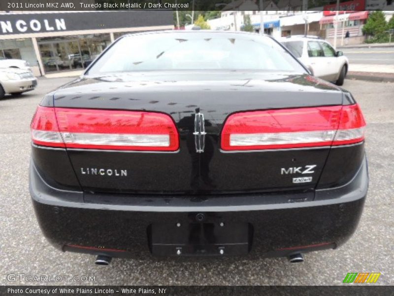 Tuxedo Black Metallic / Dark Charcoal 2011 Lincoln MKZ AWD