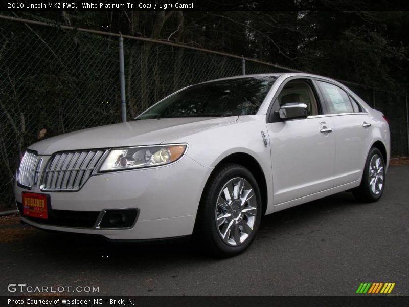 White Platinum Tri-Coat / Light Camel 2010 Lincoln MKZ FWD