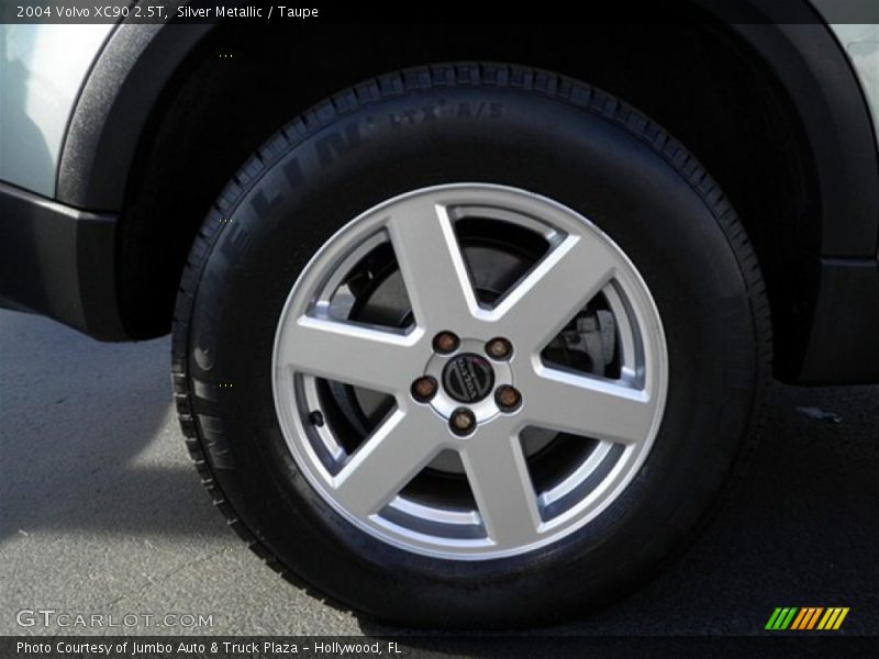 Silver Metallic / Taupe 2004 Volvo XC90 2.5T