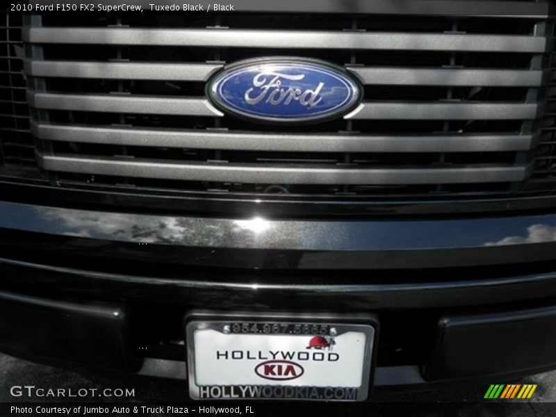 Tuxedo Black / Black 2010 Ford F150 FX2 SuperCrew