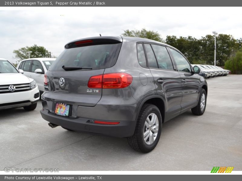 Pepper Gray Metallic / Black 2013 Volkswagen Tiguan S