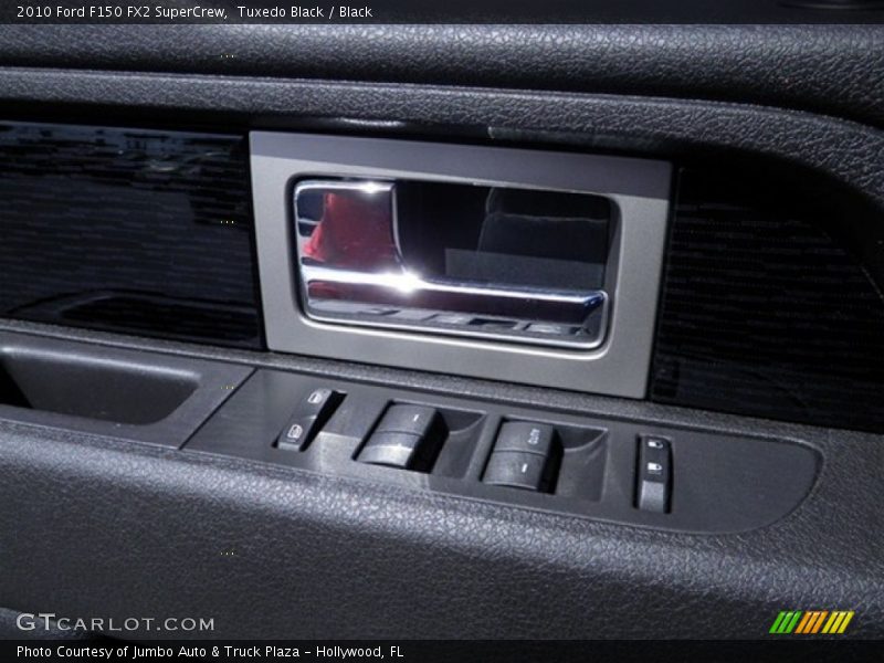 Tuxedo Black / Black 2010 Ford F150 FX2 SuperCrew