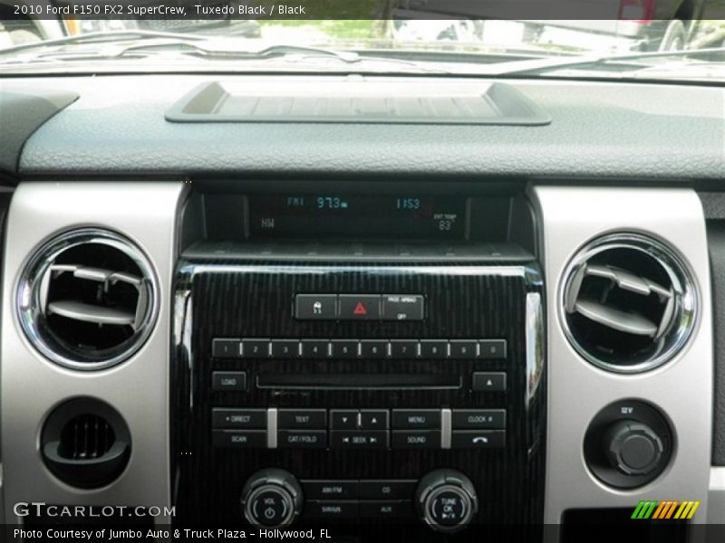 Tuxedo Black / Black 2010 Ford F150 FX2 SuperCrew