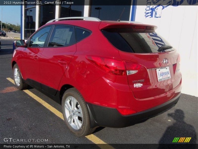 Garnet Red / Taupe 2013 Hyundai Tucson GLS