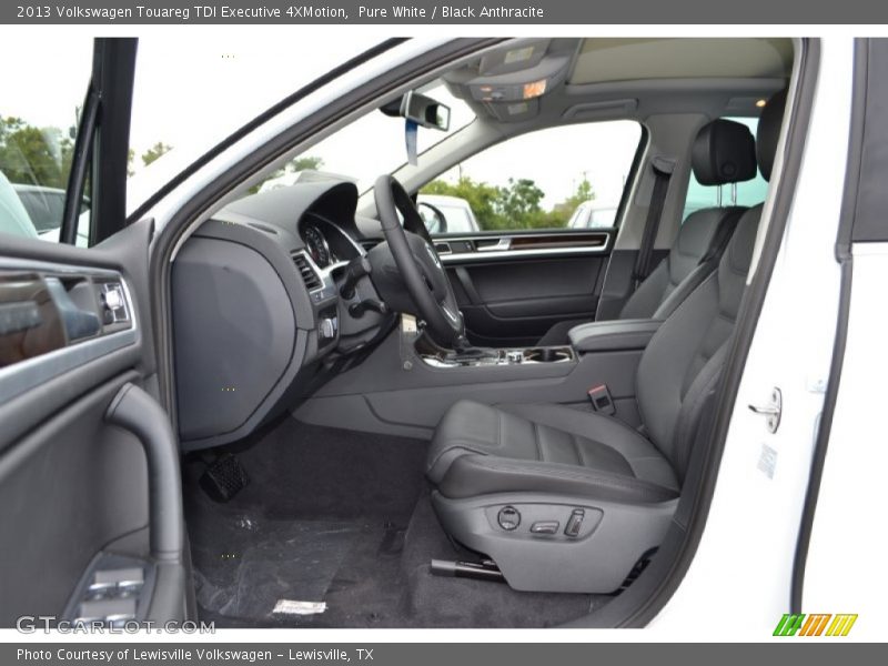 Pure White / Black Anthracite 2013 Volkswagen Touareg TDI Executive 4XMotion