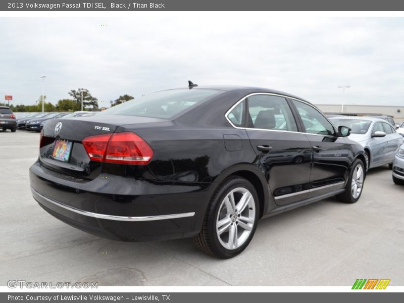 Black / Titan Black 2013 Volkswagen Passat TDI SEL