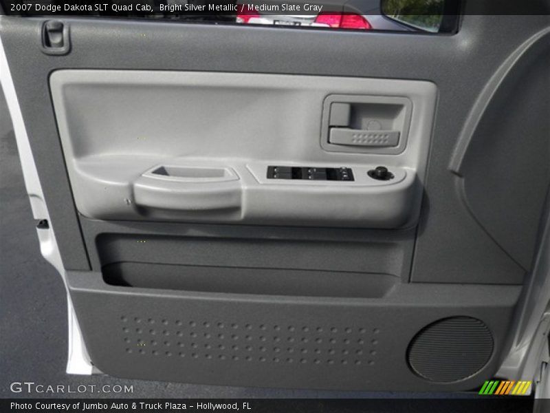 Bright Silver Metallic / Medium Slate Gray 2007 Dodge Dakota SLT Quad Cab