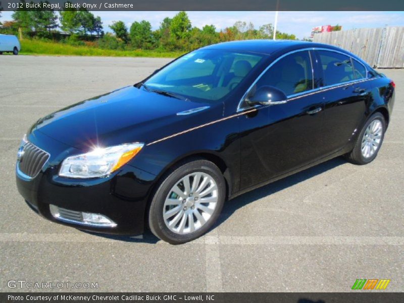 Black Onyx / Cashmere 2012 Buick Regal