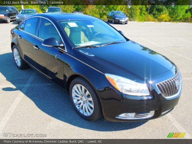 Black Onyx / Cashmere 2012 Buick Regal