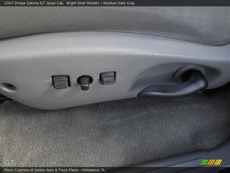 Bright Silver Metallic / Medium Slate Gray 2007 Dodge Dakota SLT Quad Cab