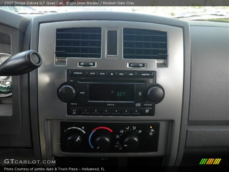 Bright Silver Metallic / Medium Slate Gray 2007 Dodge Dakota SLT Quad Cab