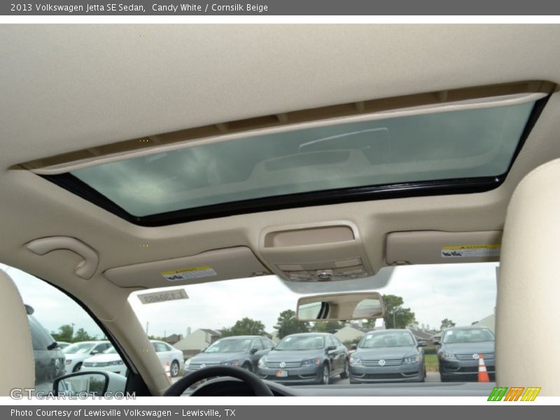 Candy White / Cornsilk Beige 2013 Volkswagen Jetta SE Sedan
