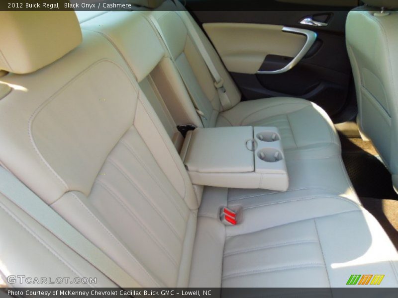 Black Onyx / Cashmere 2012 Buick Regal