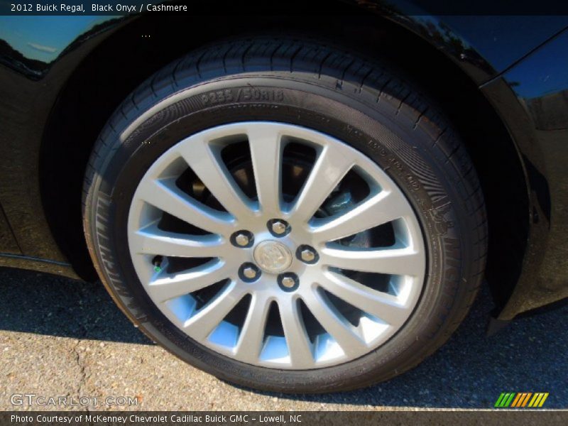 Black Onyx / Cashmere 2012 Buick Regal