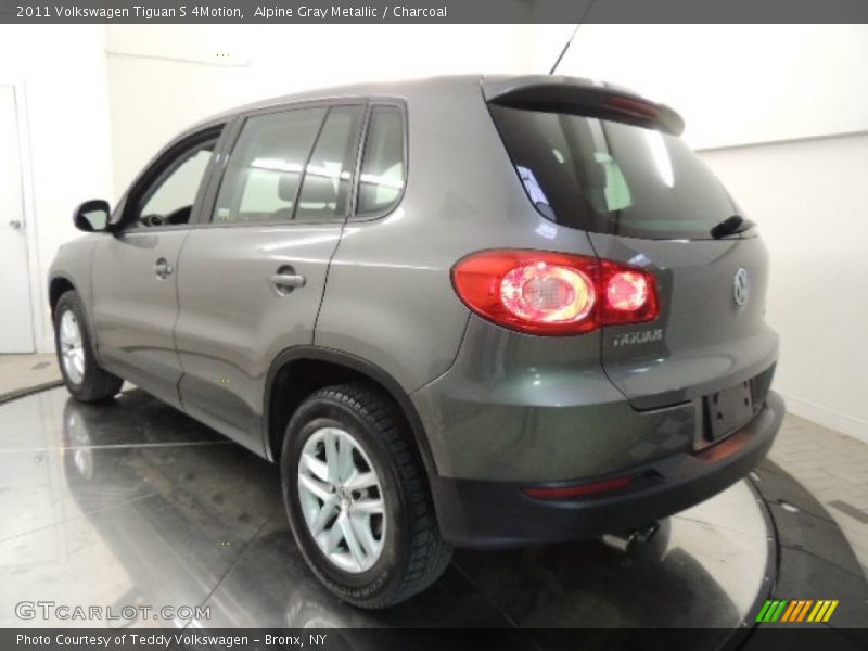 Alpine Gray Metallic / Charcoal 2011 Volkswagen Tiguan S 4Motion