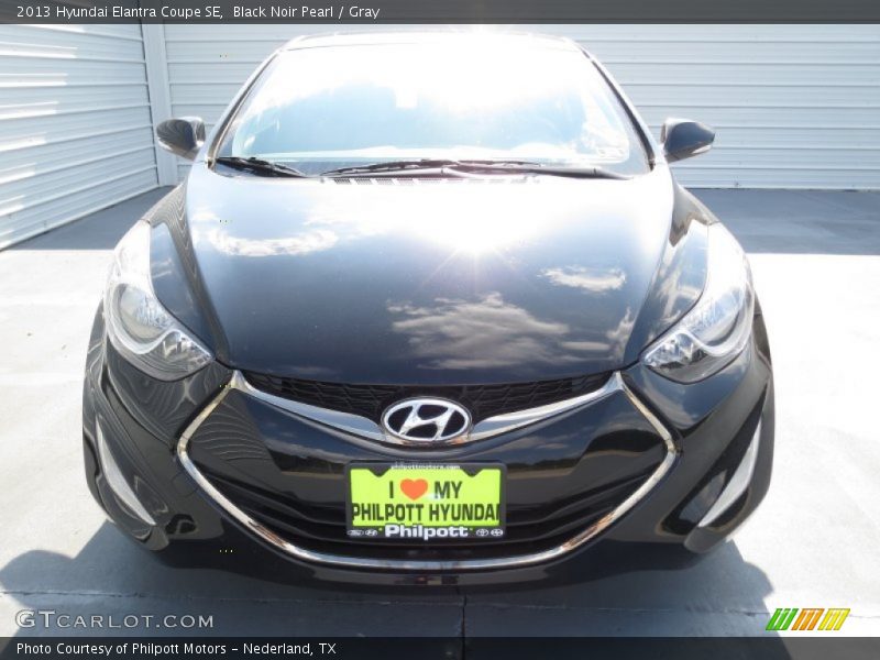Black Noir Pearl / Gray 2013 Hyundai Elantra Coupe SE