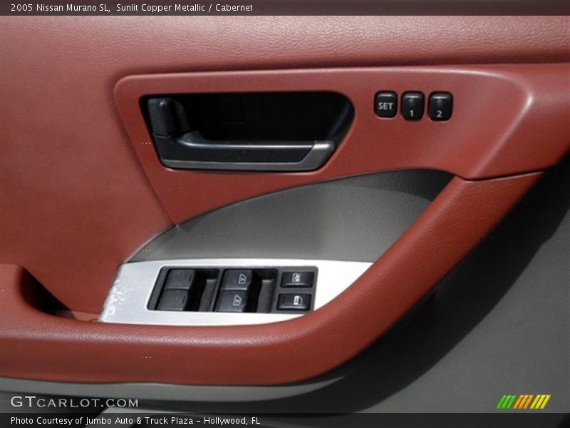 Controls of 2005 Murano SL