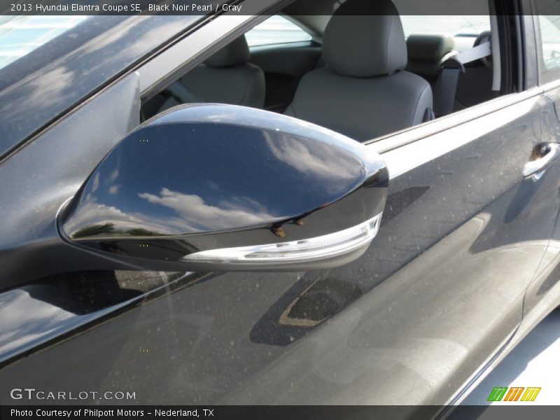 Black Noir Pearl / Gray 2013 Hyundai Elantra Coupe SE