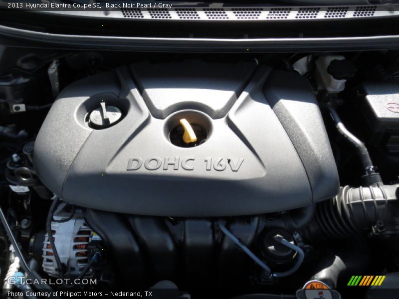 Black Noir Pearl / Gray 2013 Hyundai Elantra Coupe SE