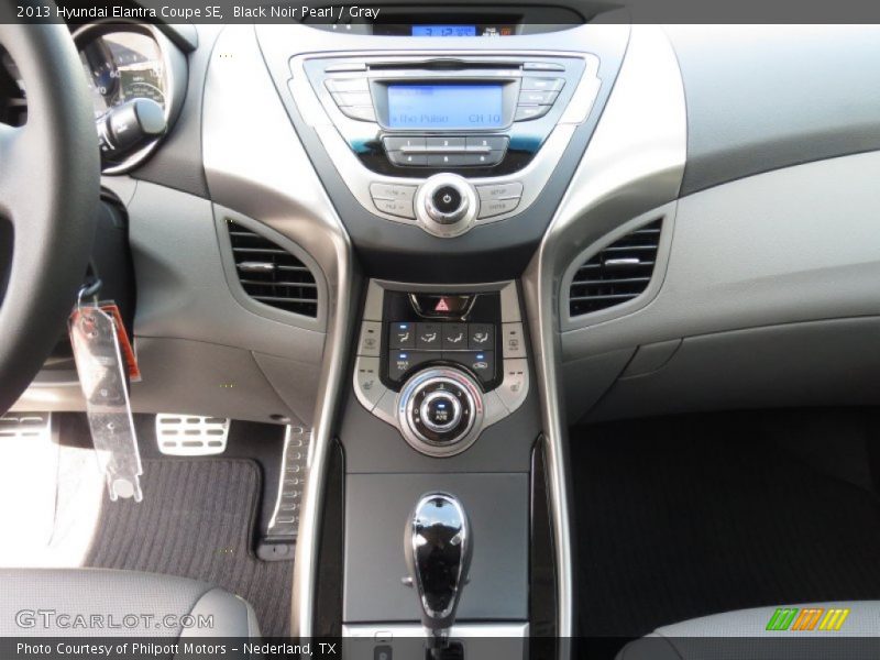 Controls of 2013 Elantra Coupe SE