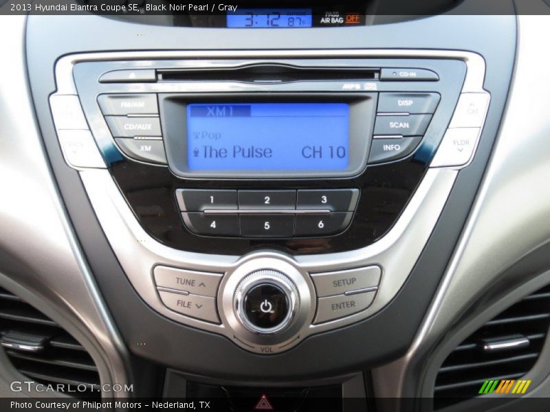 Controls of 2013 Elantra Coupe SE