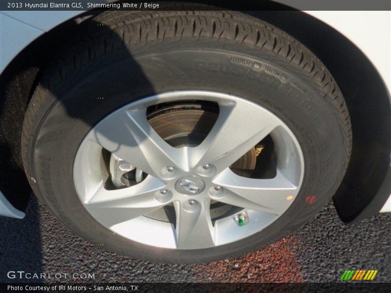 Shimmering White / Beige 2013 Hyundai Elantra GLS