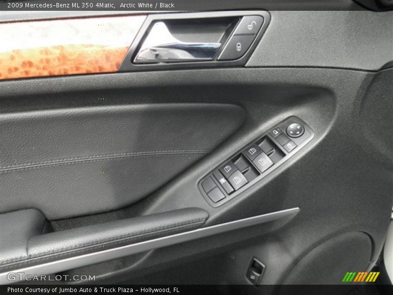 Arctic White / Black 2009 Mercedes-Benz ML 350 4Matic