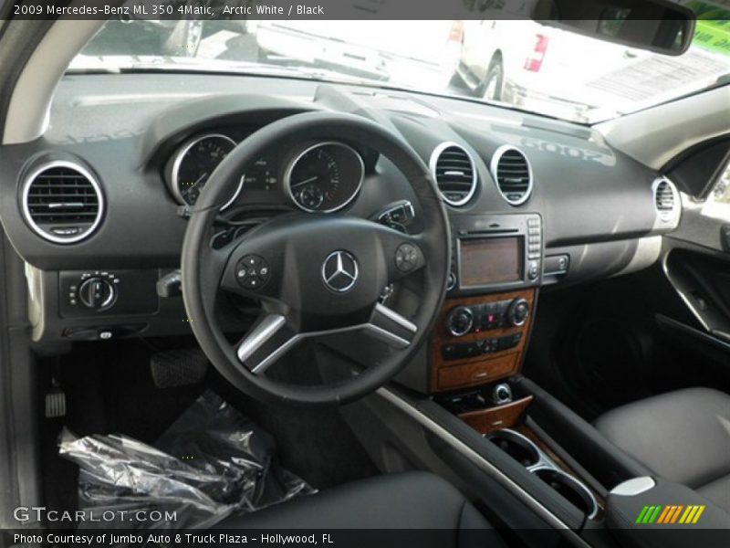 Arctic White / Black 2009 Mercedes-Benz ML 350 4Matic