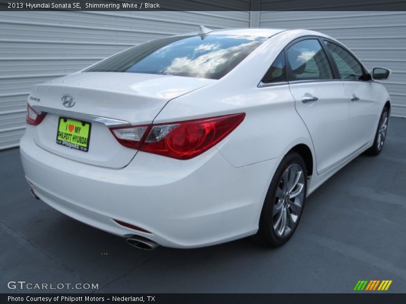 Shimmering White / Black 2013 Hyundai Sonata SE